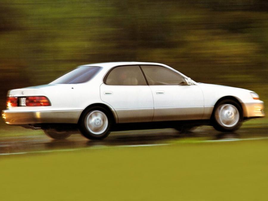  Lexus ES300 1992 года  (фото 10 из 27)